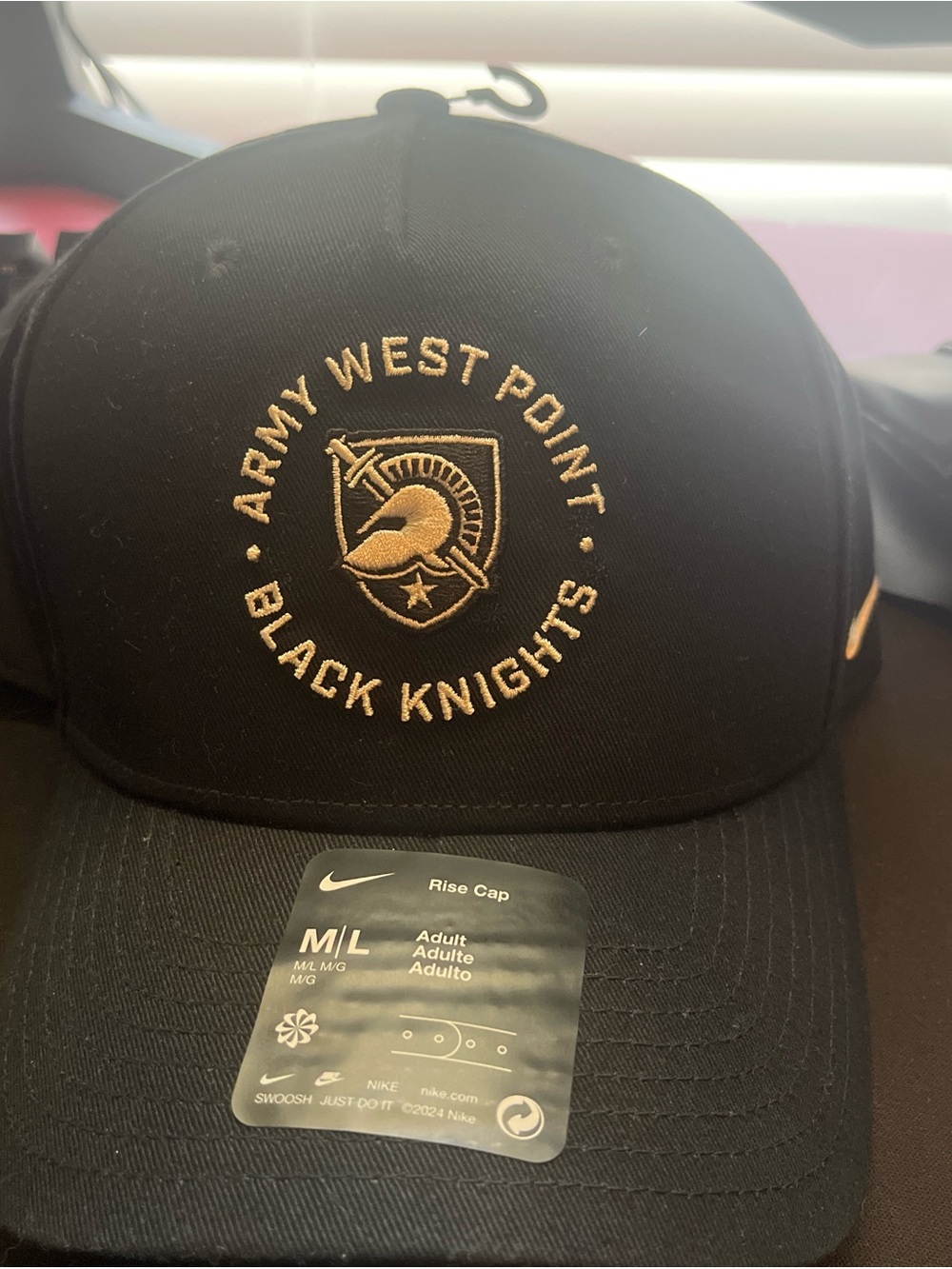 Nike Black Structured Adjustable Baseball Cap with White Undervisor Accents